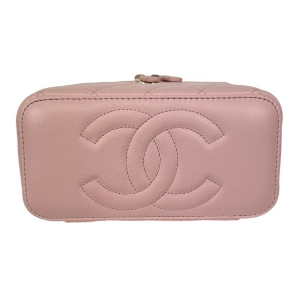 ❌SOLD❌ Chanel Light Pink Top Handle Vanity Bag - Picture 4 of 5